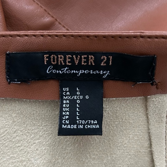 Forever 21 Faux Leather High Waisted Pencil Skirt Women’s SZ Large in Camel - Picture 8 of 9